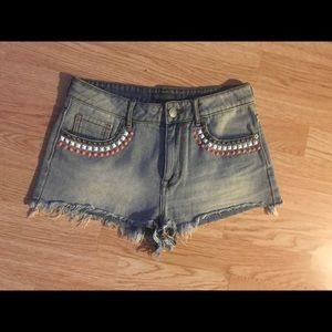 Kendall & Kylie high waisted shorts